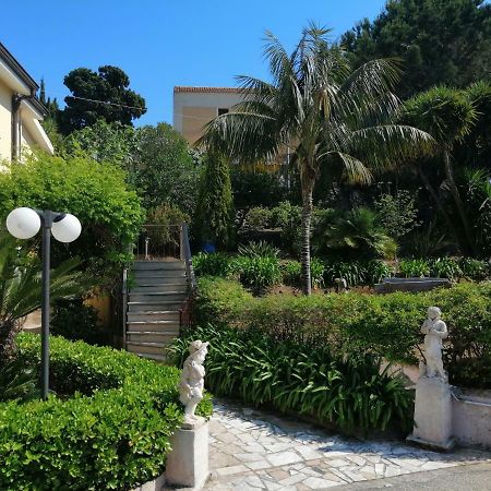 L'Eden B&B Santa Domenica  Luaran gambar