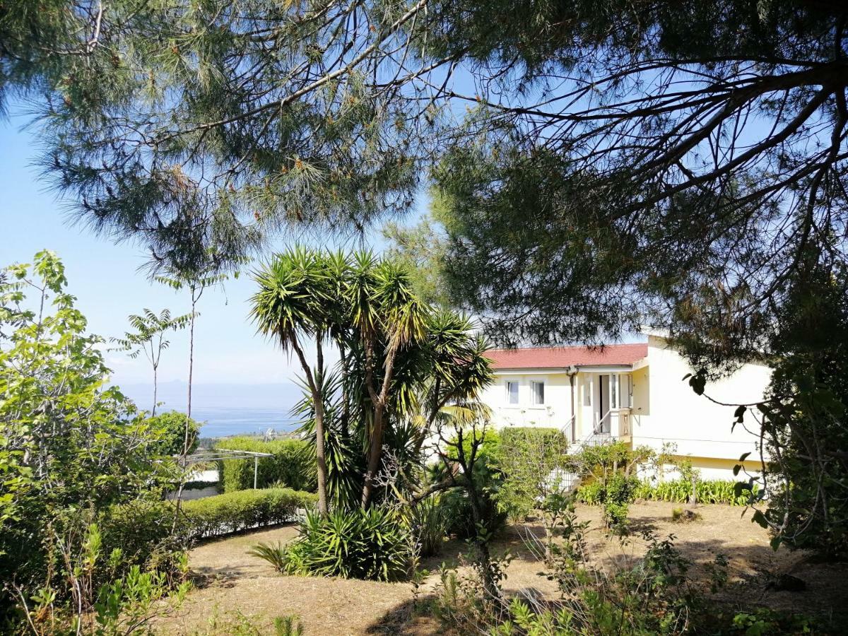 L'Eden B&B Santa Domenica  Luaran gambar